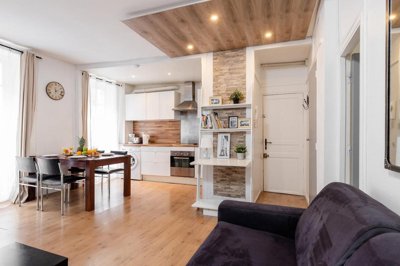 Eiffel Tower & Rue Cler - Appartement Parijs